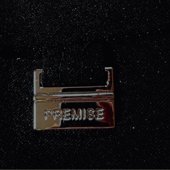 PREMISE STUDIO NWOT Ladies Size Medium Black Slim Leg Dress Capri Pants. - Picture 8 of 9